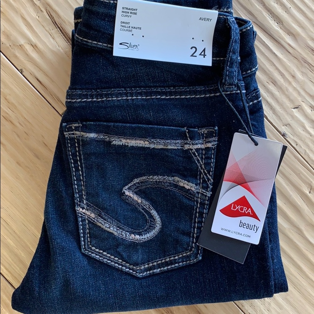 NWT Avery Straight Silver Jeans